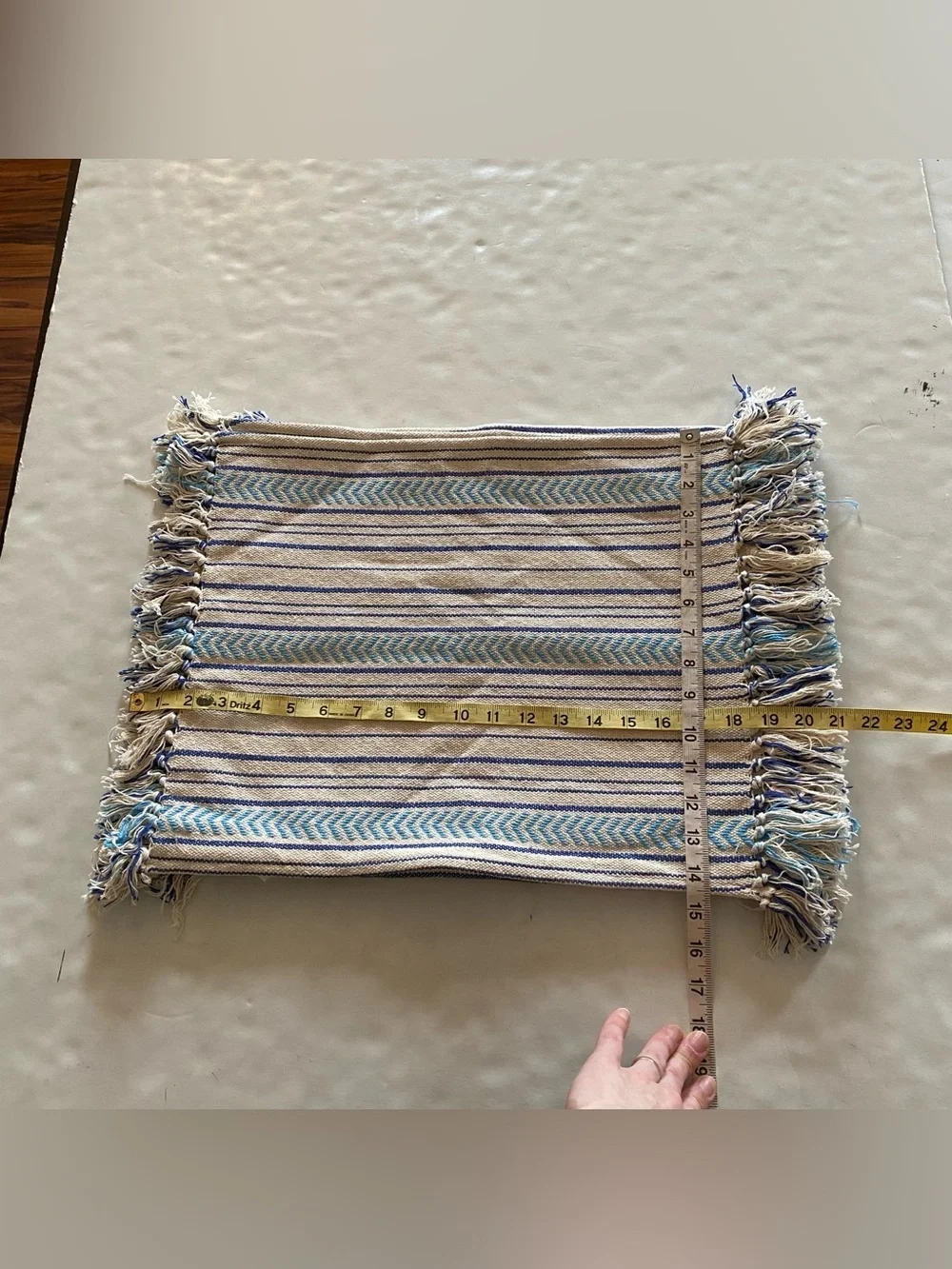 Isaac Mizrahi Placemat Set 4 One Size 6 Total Cotton Striped Blue Fringe Boho